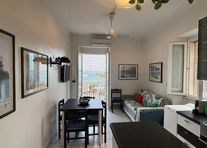 Sea Front Taormina 贾迪尼-纳克索斯