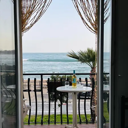 Sea Front Taormina *