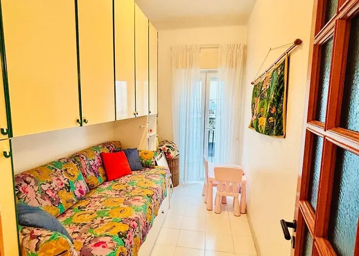 Sea Front Taormina جيارديني ناكسوس